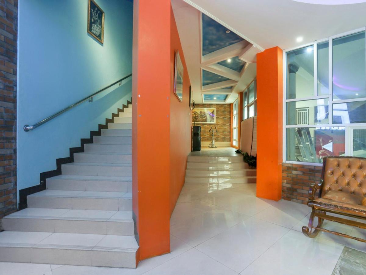 OYO Life 3520 Indoniaga Palace Tangerang Bagian luar foto