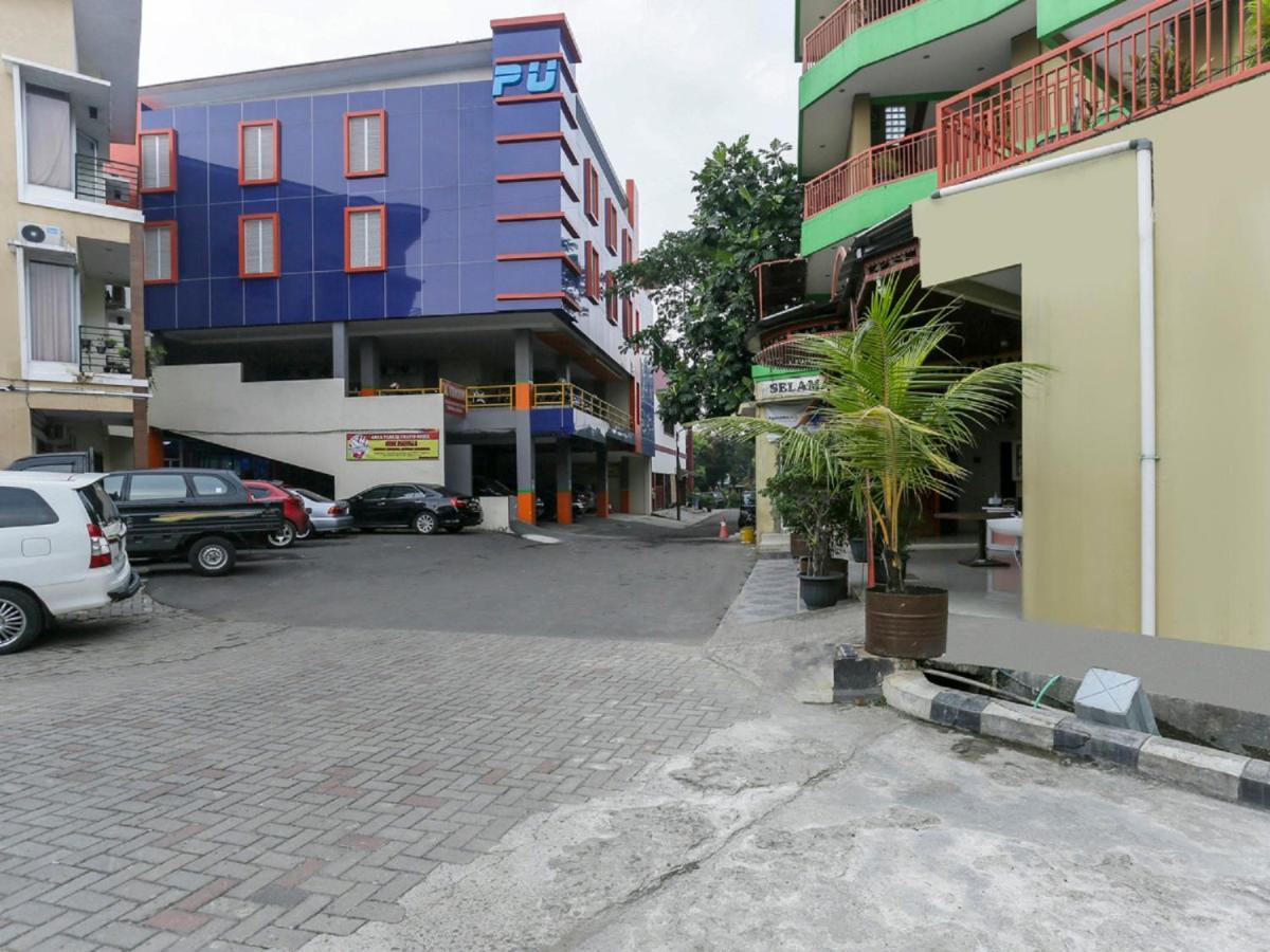 OYO Life 3520 Indoniaga Palace Tangerang Bagian luar foto
