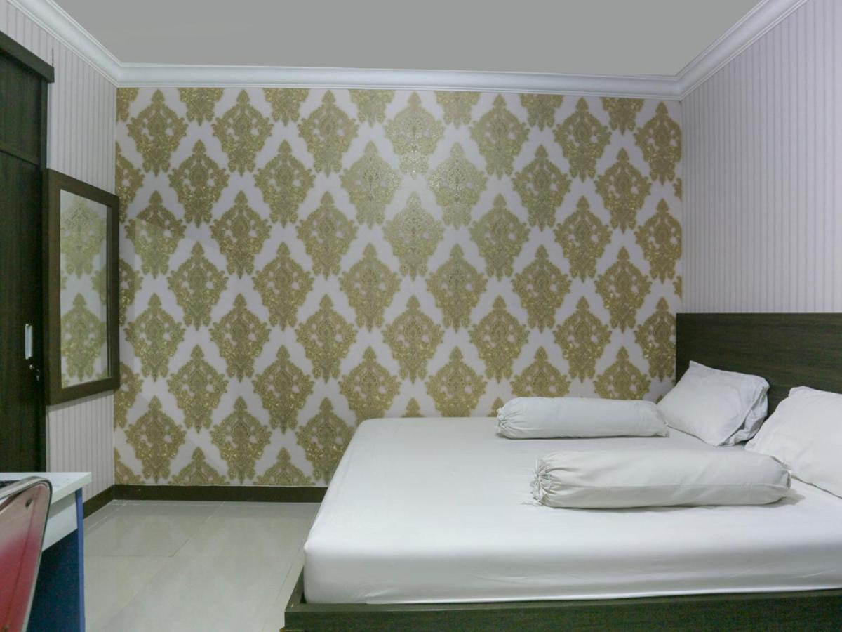 OYO Life 3520 Indoniaga Palace Tangerang Bagian luar foto