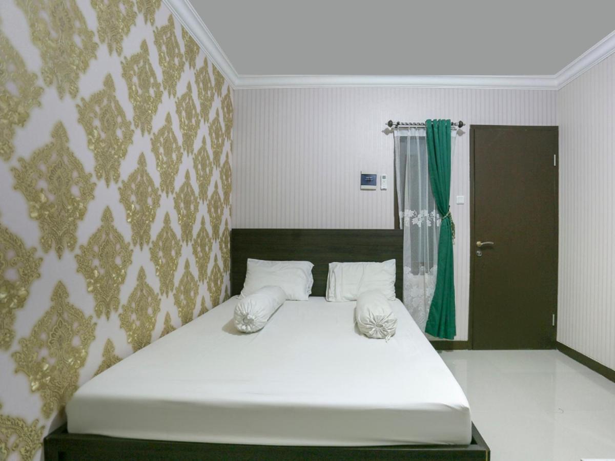 OYO Life 3520 Indoniaga Palace Tangerang Bagian luar foto