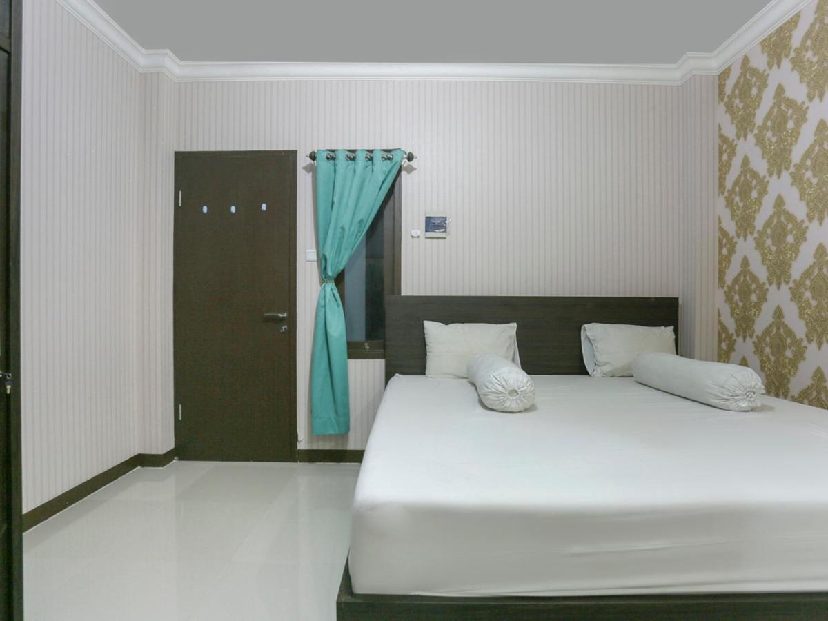 OYO Life 3520 Indoniaga Palace Tangerang Bagian luar foto